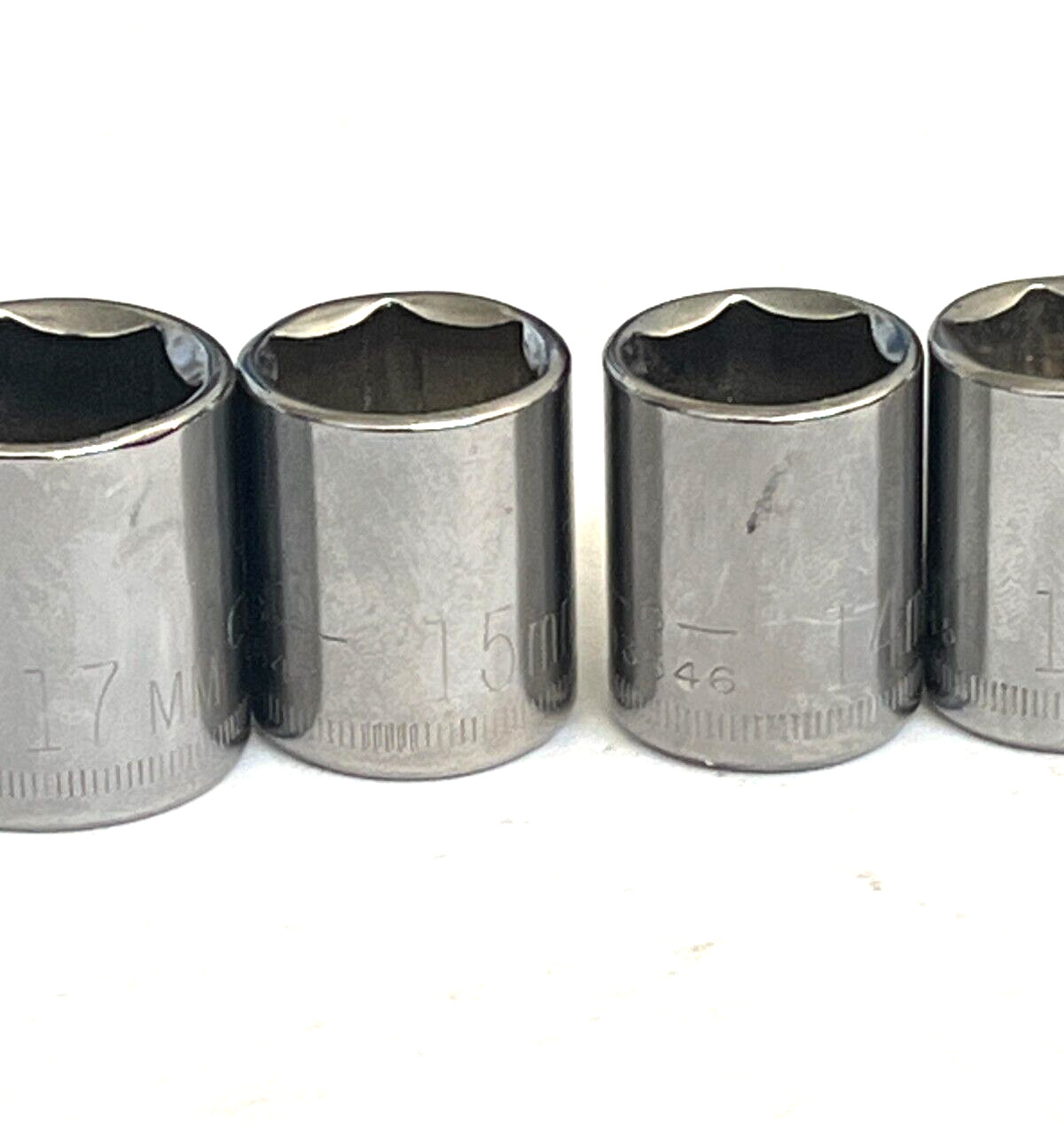 Craftsman 9 Piece Socket Set Metric 3/8″ Drive 6 PT Shallow G 9-15, 17, 19MM USA