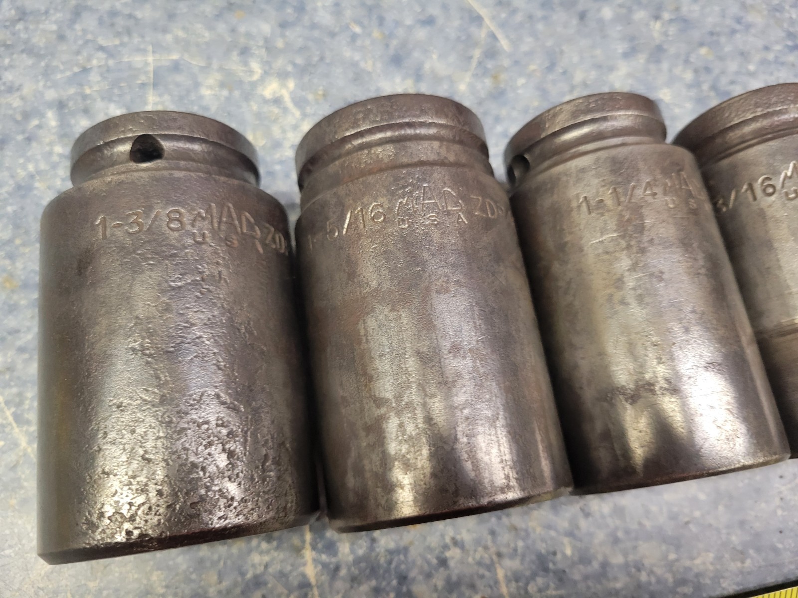 Mac Tools USA 3/4″ Drive 11-Piece Deep Impact Socket Set 3/4 – 1-3/8″