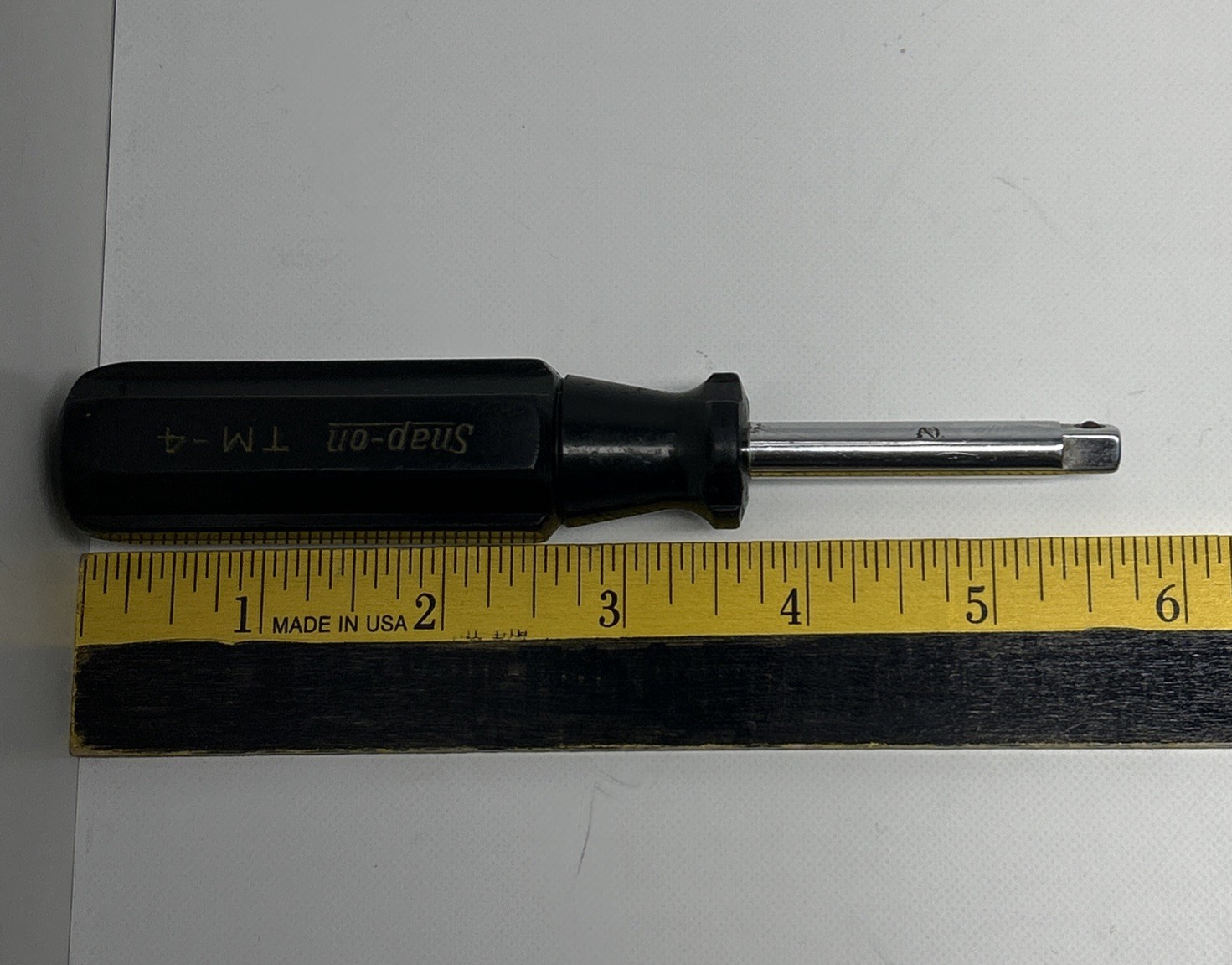 Snap-On ~ Model: TM-4 ~ 1/4″ Drive Standard Shank Driver