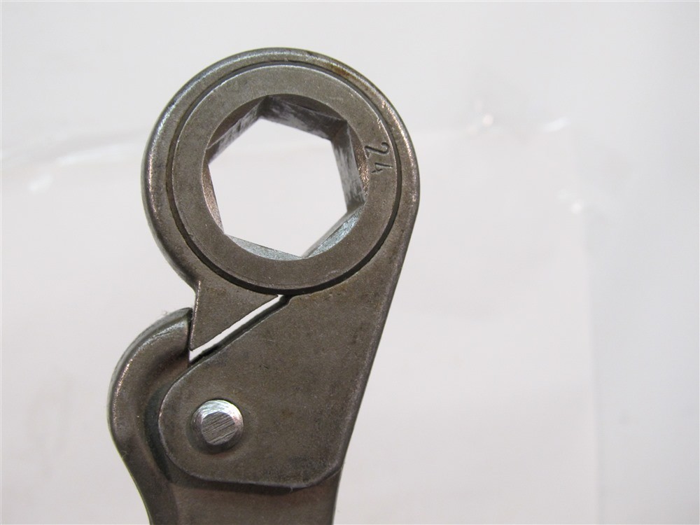 Carl Walter 2350-1, 24mm Free Wheel Ratchet- Open End Wrench, 6 Point