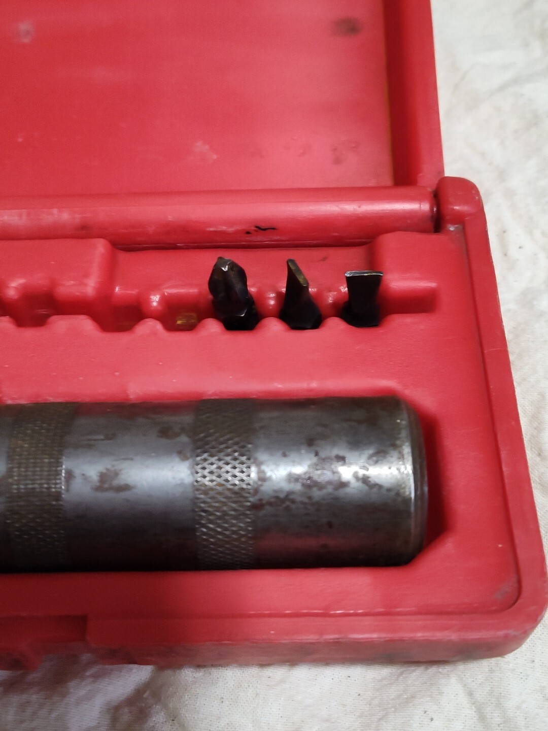 NICE MAC Tools 3/8” Drive Impact Driver with Partial Socket Bit Set D12