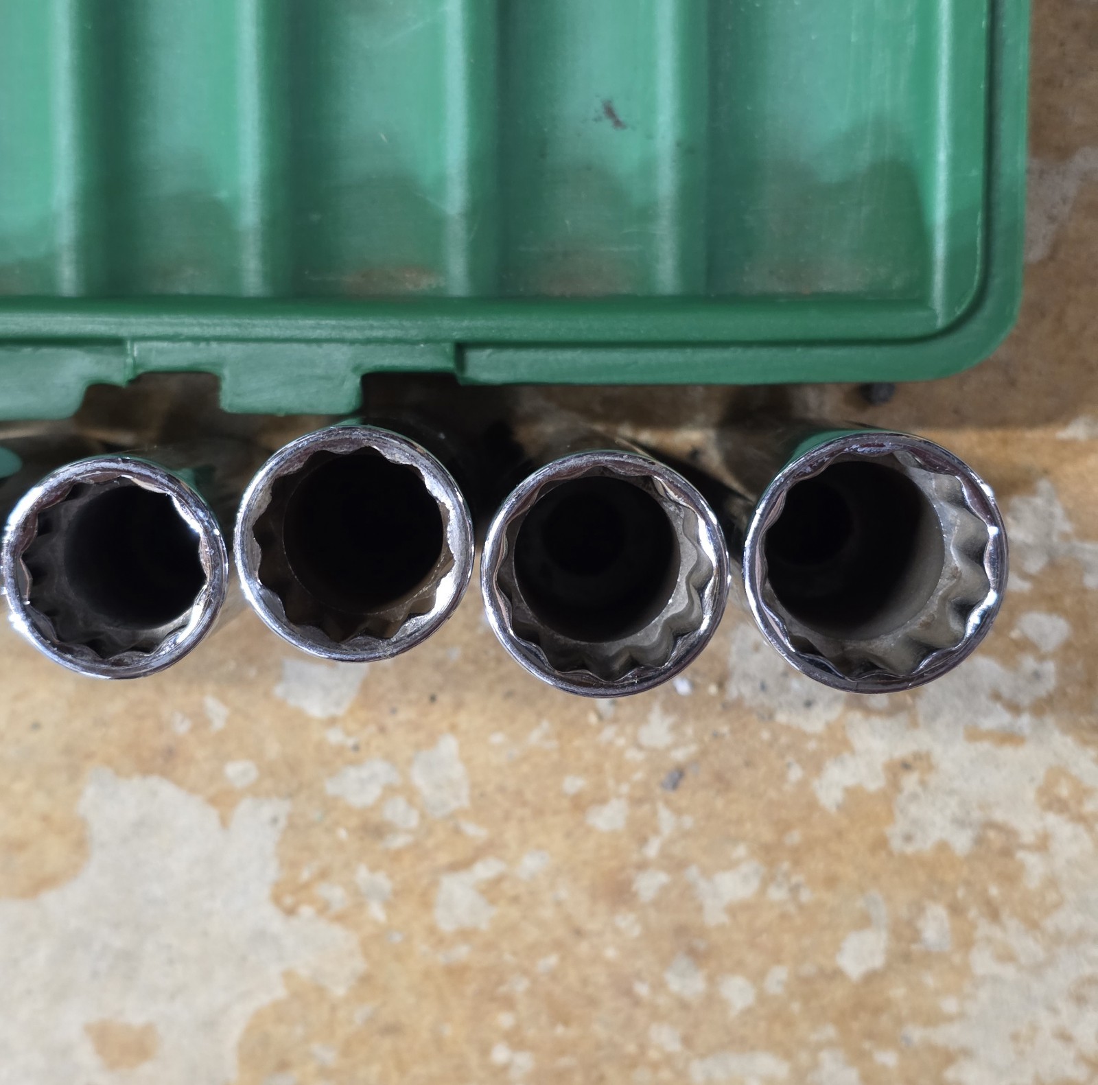 SK Tools SAE 1/2″ Dr General Service Socket Set 12pt 4123 USA (One Replcmt)