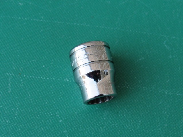 SNAP ON 3/8″ F121 3/8″ DRIVE 12 POINT SAE SHALLOW SOCKET F 121 NEW LOGO 3/8