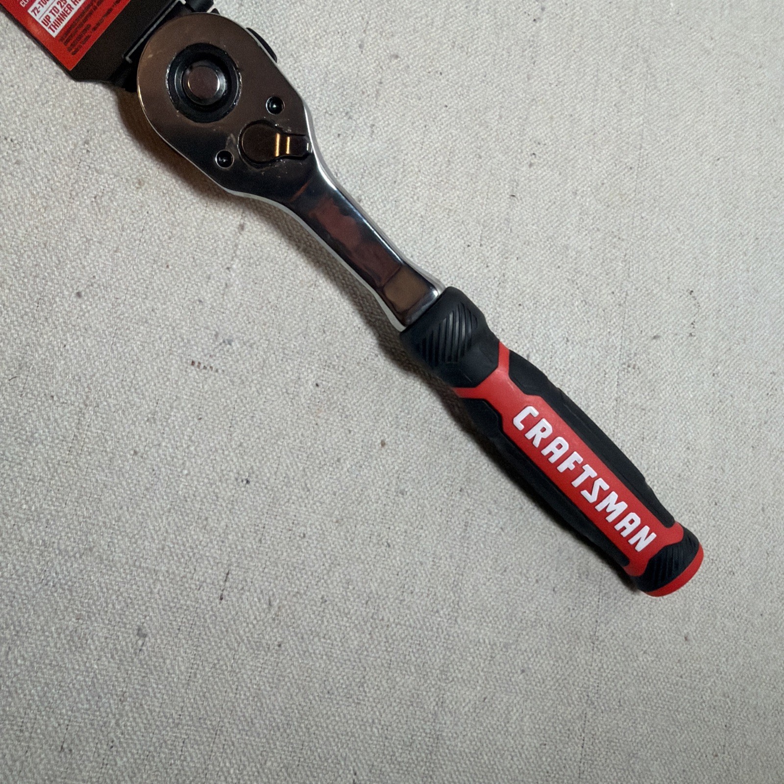 CRAFTSMAN CMMT86822 3/8″ Drive 72-Tooth Low Profile Comfort Grip Ratchet