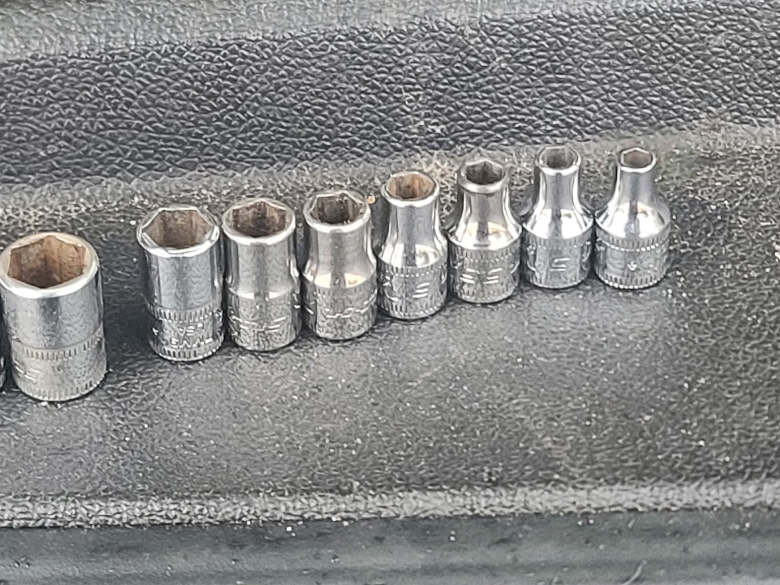 Snap On 12pc 1/4 Drive Shallow Metric Socket Set Missing 10mm 6pt 4 thru 15
