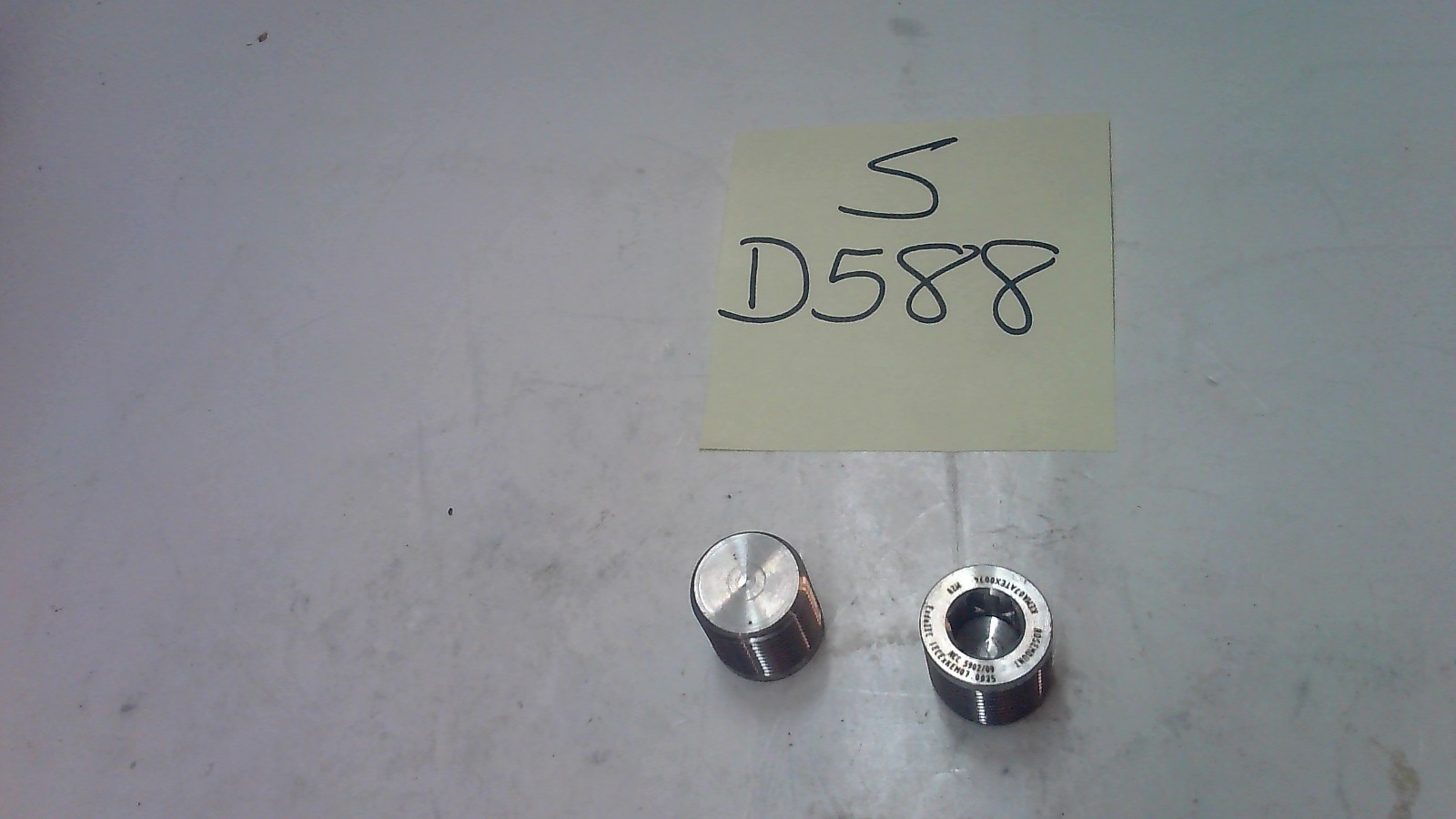 M20 HEX SOCKET SS PLUG ( LOT OF 2)