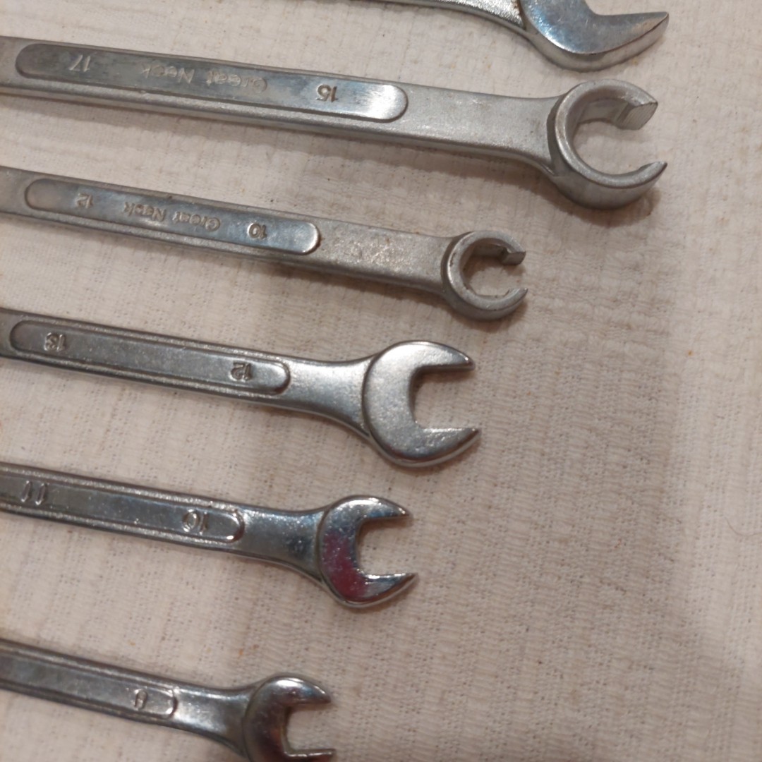 Nine Drop Forged Mixed Wrench Set 1/4in To 23mm Open End And 12 Point Box Ends