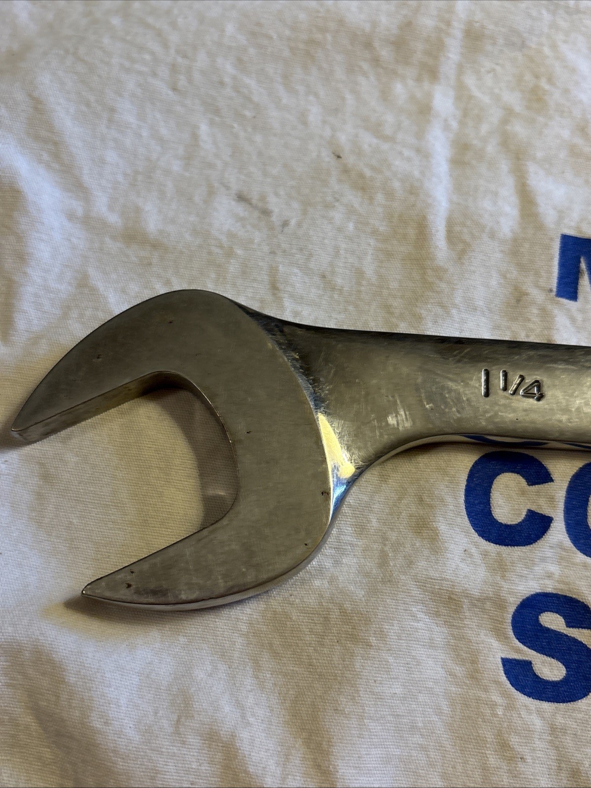 2001 Snap-on USA 1-1/4″ SAE Chrome Four-Way Open-End Angle Head Wrench VS40B