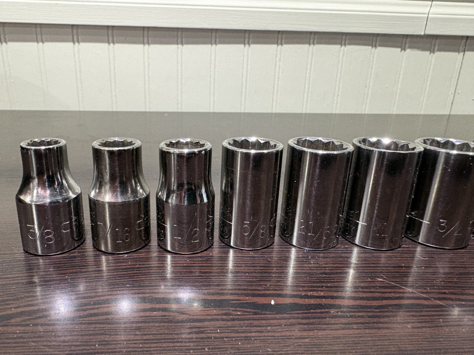Craftsman USA G-Series 1/2” Drive SAE 12 Point Standard Socket Set G475xx 14 PC