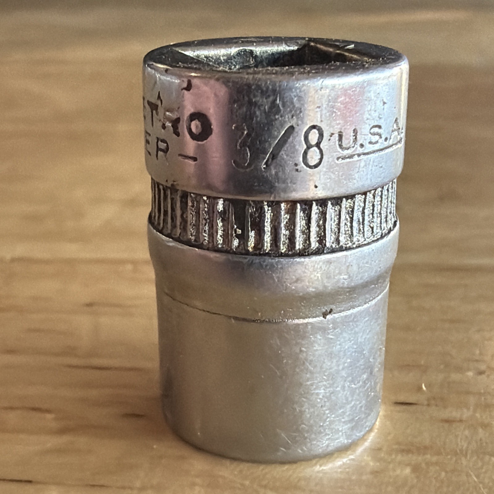 Indestro Super 3/8″ Double Square Socket 3/8″ Drive 8 Point 2712S Made in USA