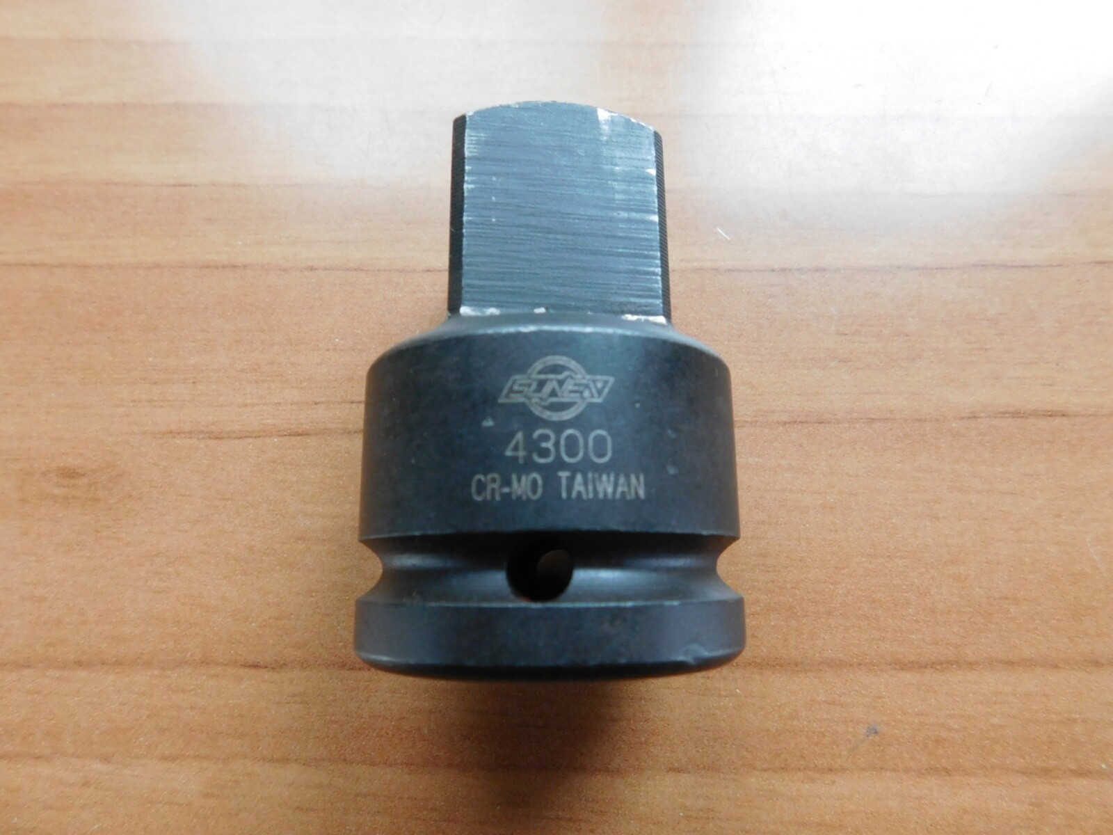 CR-MO #4300 SOCKET ADAPTER 1″ DRIVE TO 3/4″ SOCKET RECEIVER GOOD CLEAN TOOL