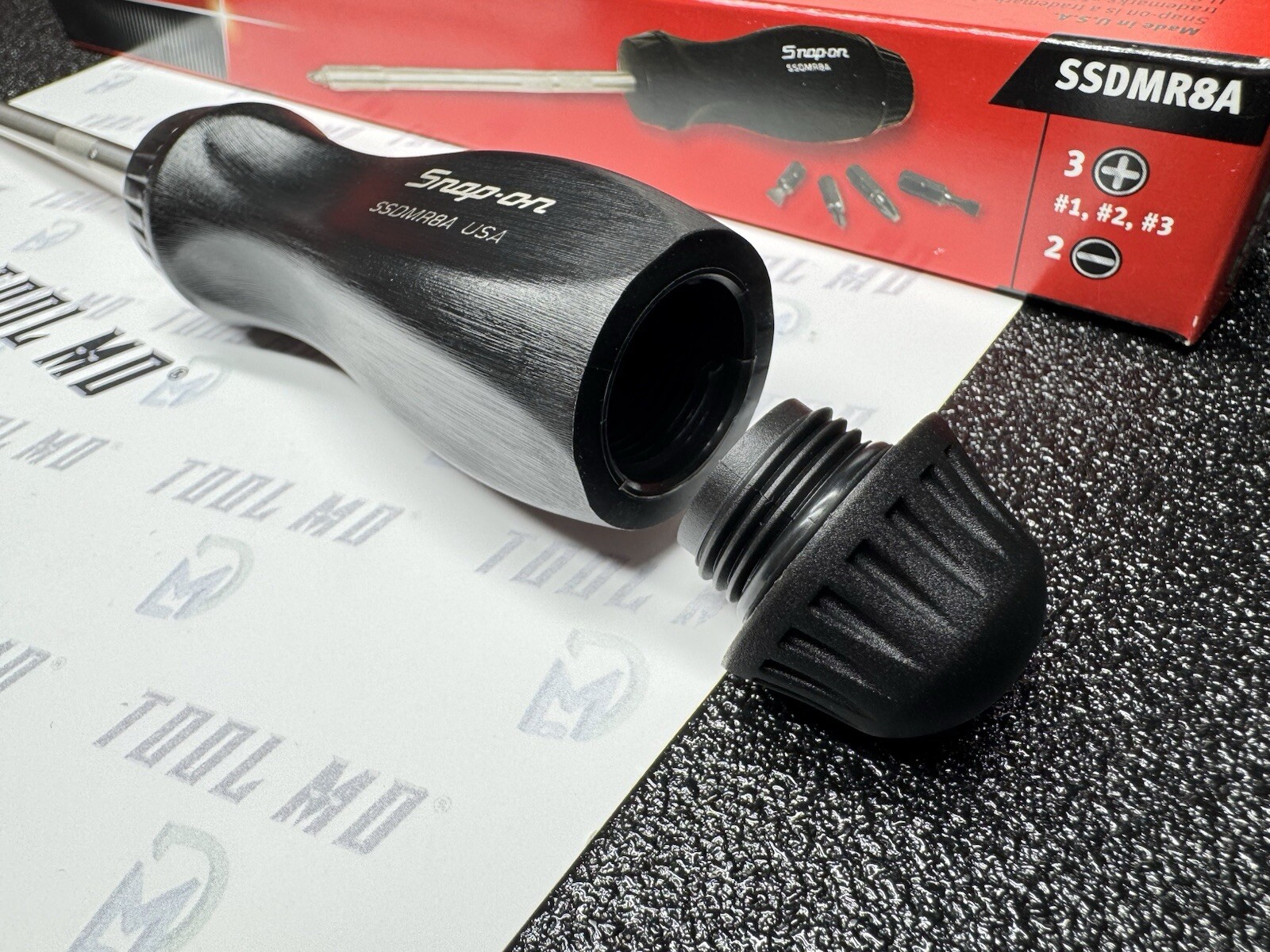 Snap-on Tools USA NEW BLACK Hard Grip 8″ Shaft Ratcheting Screwdriver SSDMR8A