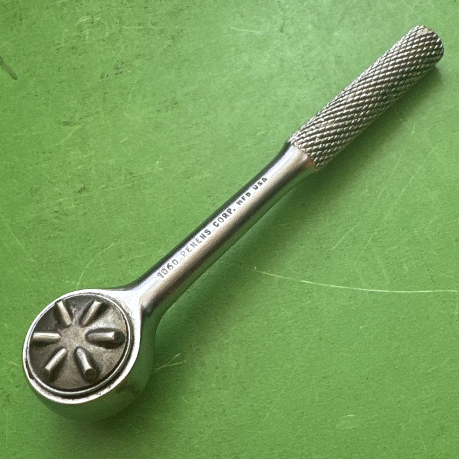 Vintage Penens Corp MFD USA 4.5” Long 1/4″ Drive Knurled Handle Ratchet MPN 1060