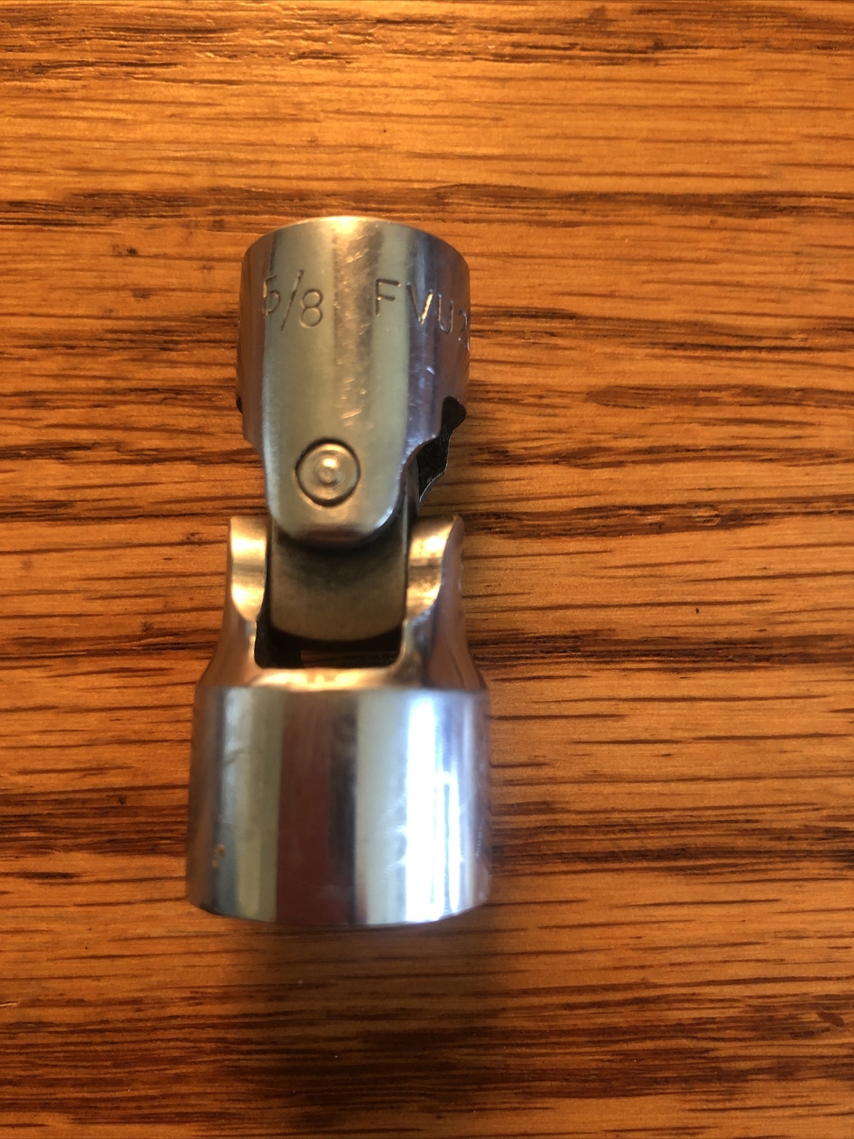 SNAP ON TOOLS FVU20 3/8″ Drive 5/8″ SAE Universal Joint 12-POINT SOCKET USA