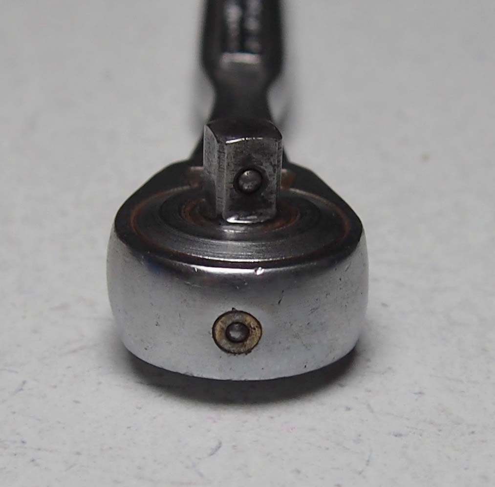Craftsman Vintage Ratchet 1/4 dr 43185 Quick Release Oil Hole -V-