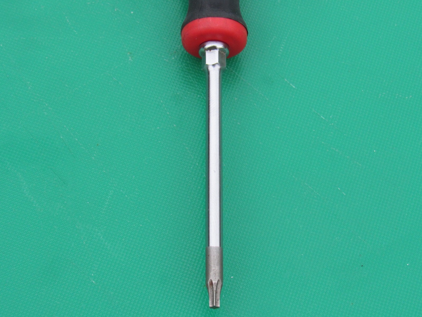 SNAP ON SGDT315A T15 BLACK RED MINI SOFT GRIP HANDLE TORX SCREWDRIVER SGDT315 15