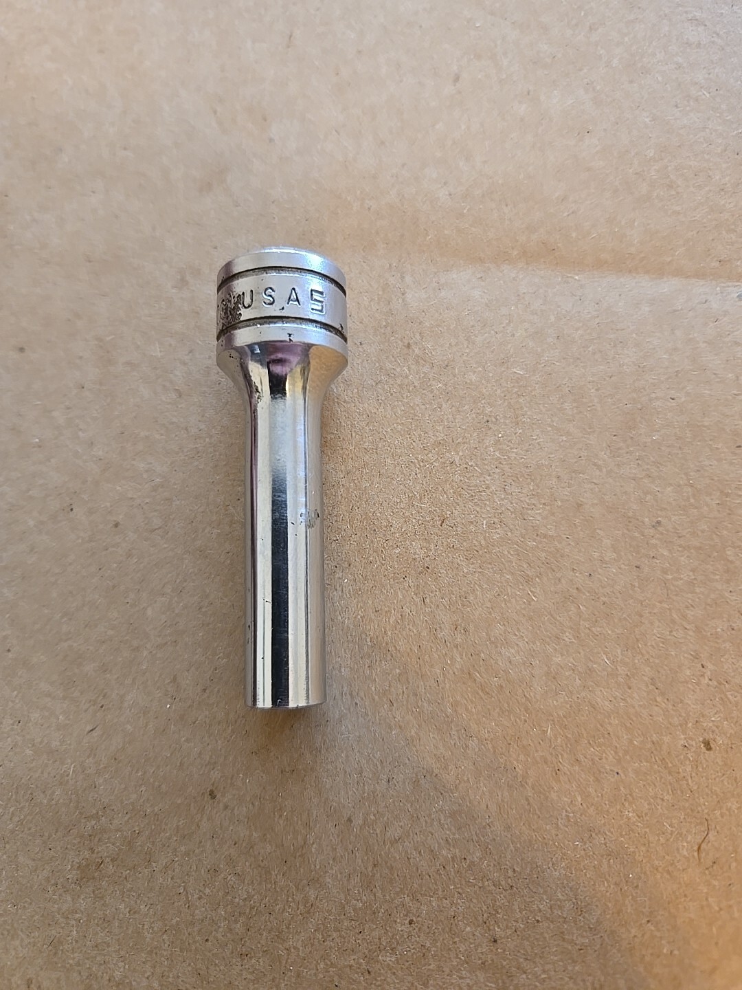 Snap On 3/8″ Drive 1/4″ 6PT Deep Chrome Socket SFS081