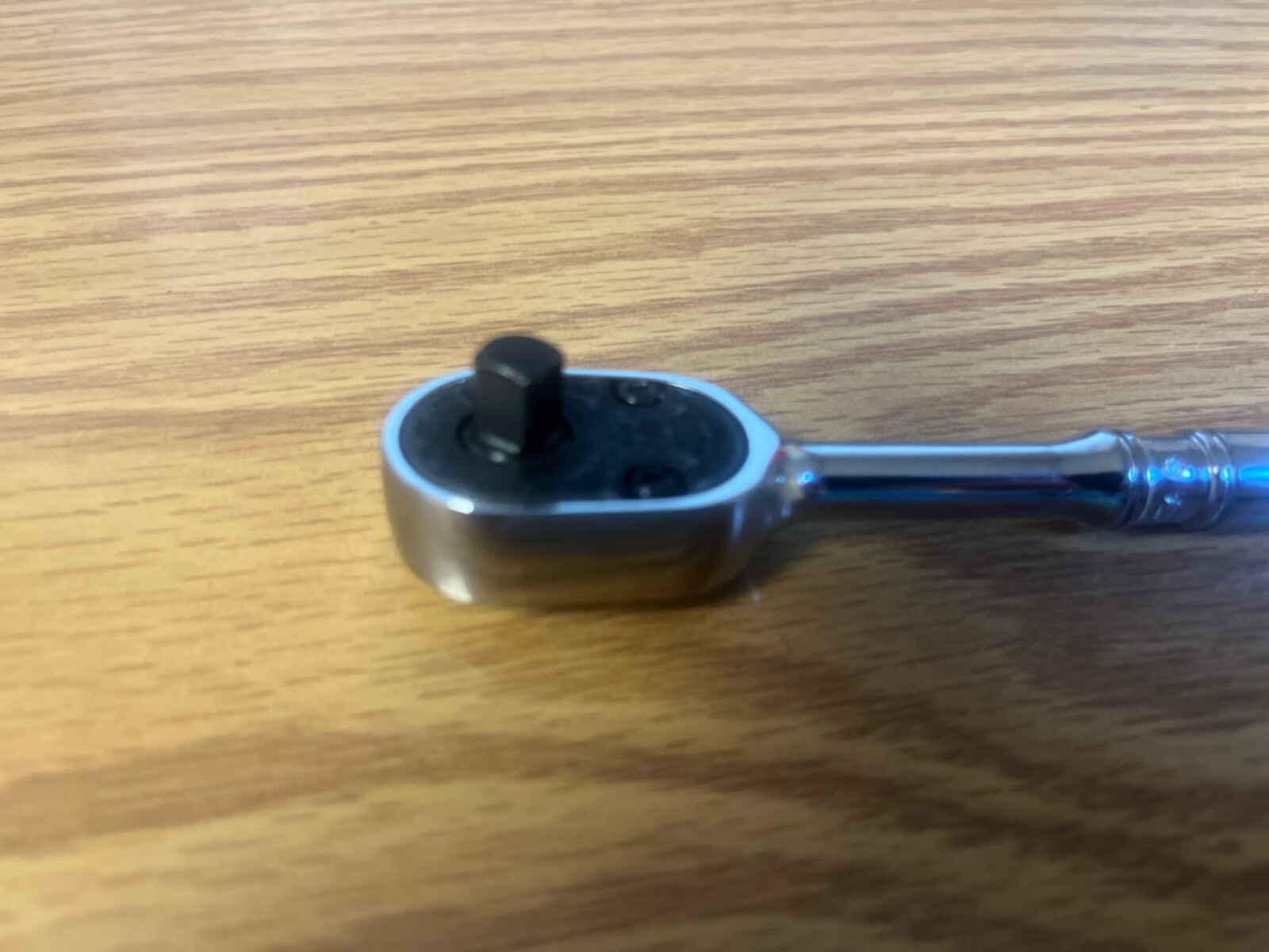 SNAP ON – TL72 – 1/4 DRIVE STANDARD REVERSEABLE RATCHET – ITEM TL72 # 2