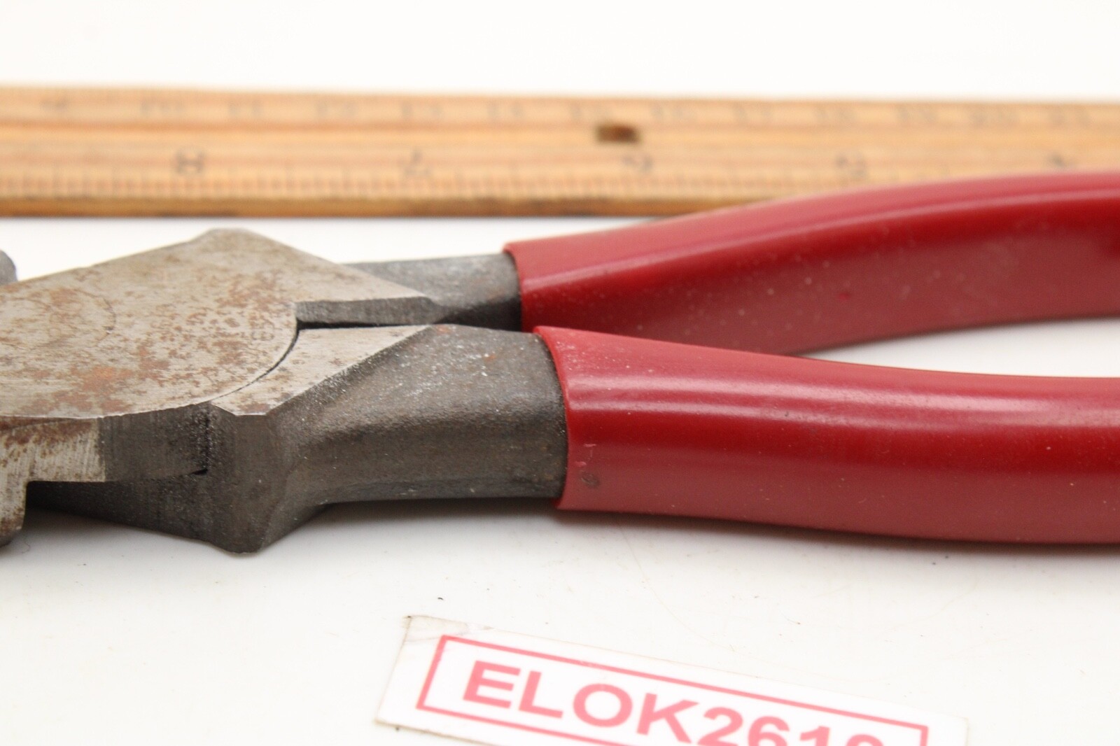 Proto Professional 269 Linesman’s Pliers High Leverage 9-1/4″ Red Handle USA