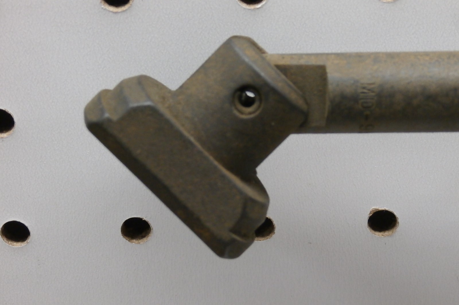 MD998283 -1 Colt Arrow Puller, Right Left Counterbalance Shaft Rear Bushings `