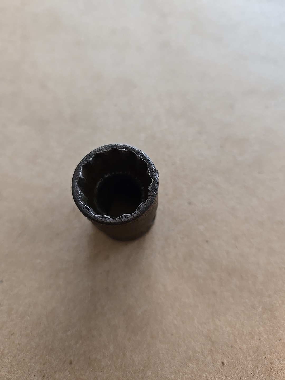 Snap On 3/8 Drive 9/16″ 12PT SAE Industrial Finish Shallow Socket Worn GF181