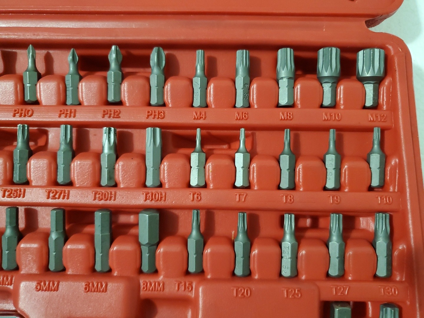 MAC TOOLS 44 pc Bit Set Torx, Phillips, etc w/ MR5BD Ratchet & Flex Extension