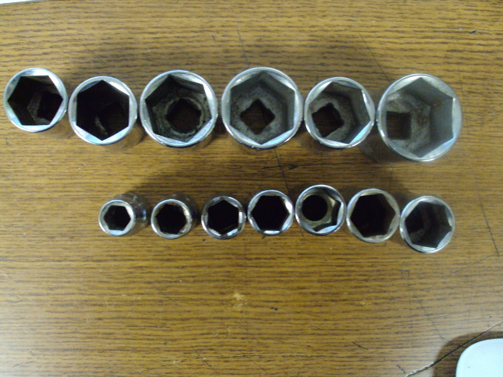 Craftsman USA 30 Piece 1/2″ Drive 6-Point SAE Sockets Wrench Extension