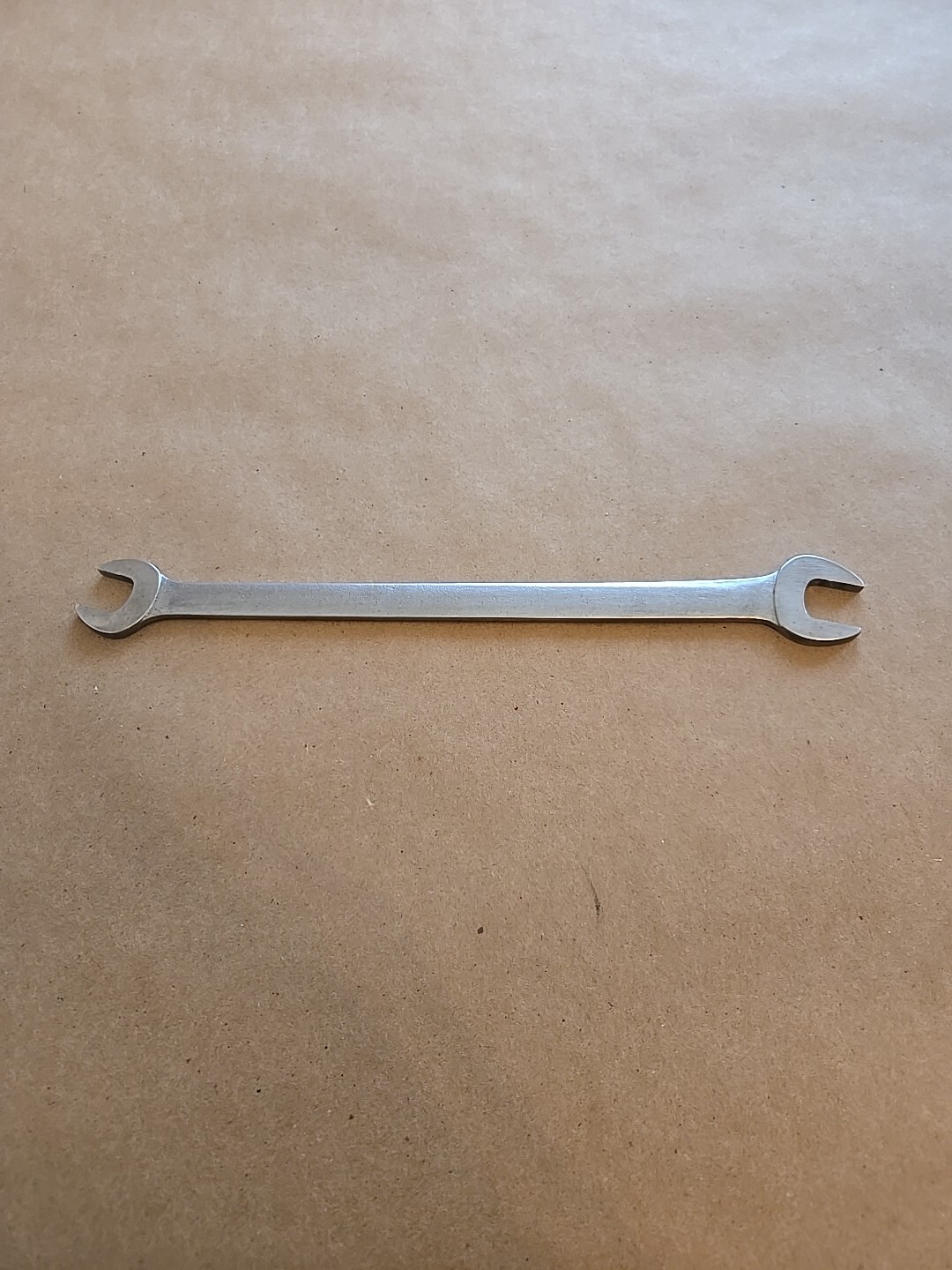 Snap On 1/2″-9/16″ SAE Chrome Low Torque Slime Line Open End Wrench LTA1618