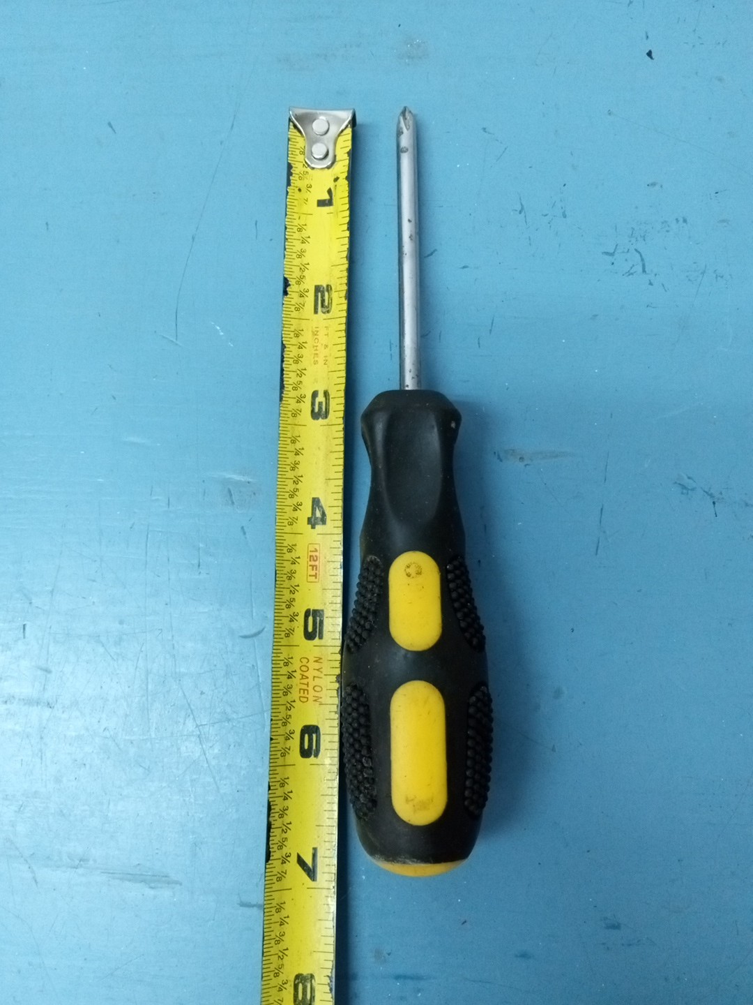 Unbranded Black & Yellow Handled Philips Screwdriver (LL)