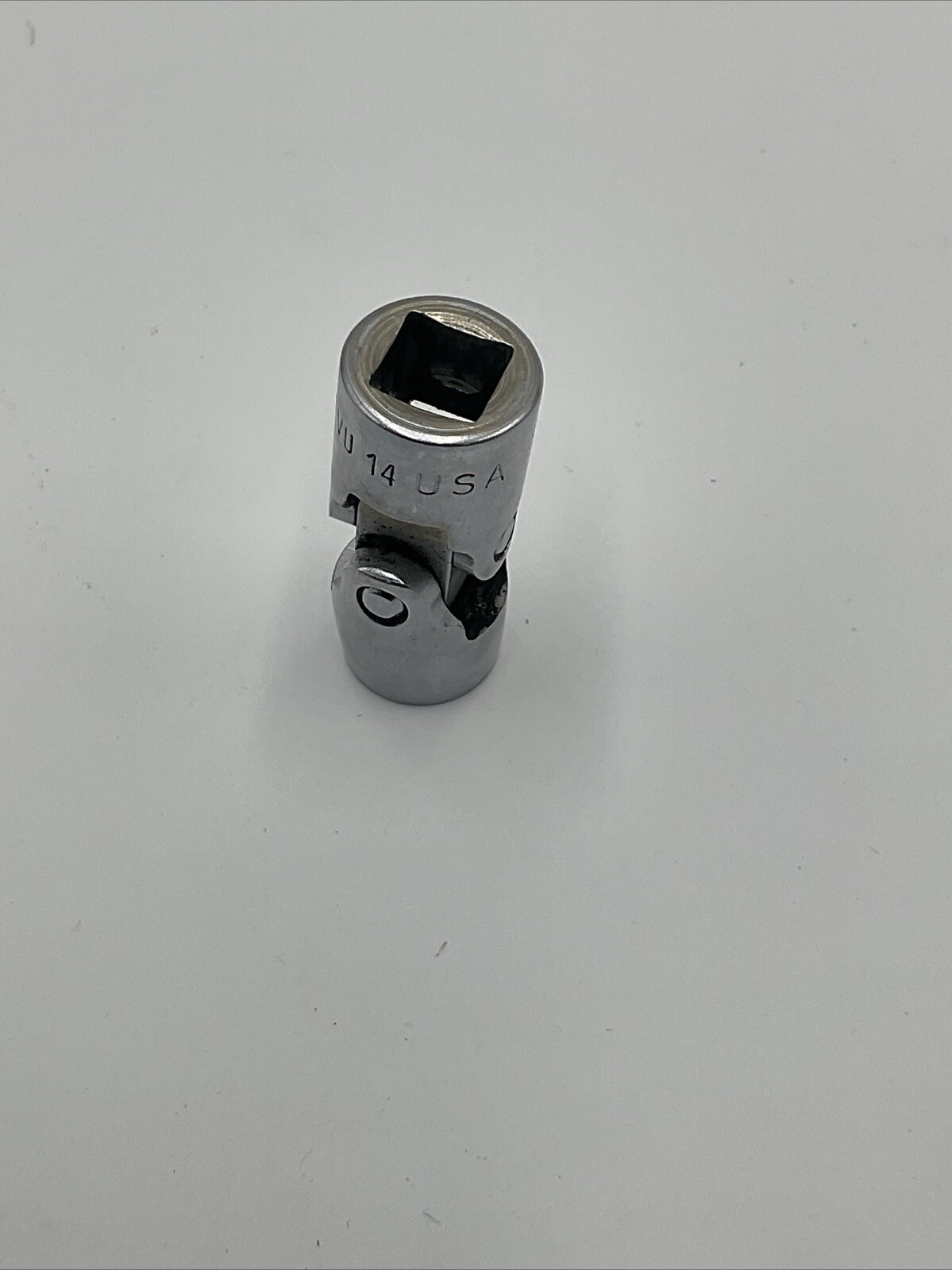 Snap-on 3/8″ Drive 12 Point 7/16” Shallow Swivel Socket SAE FVU14 USA !!! S1