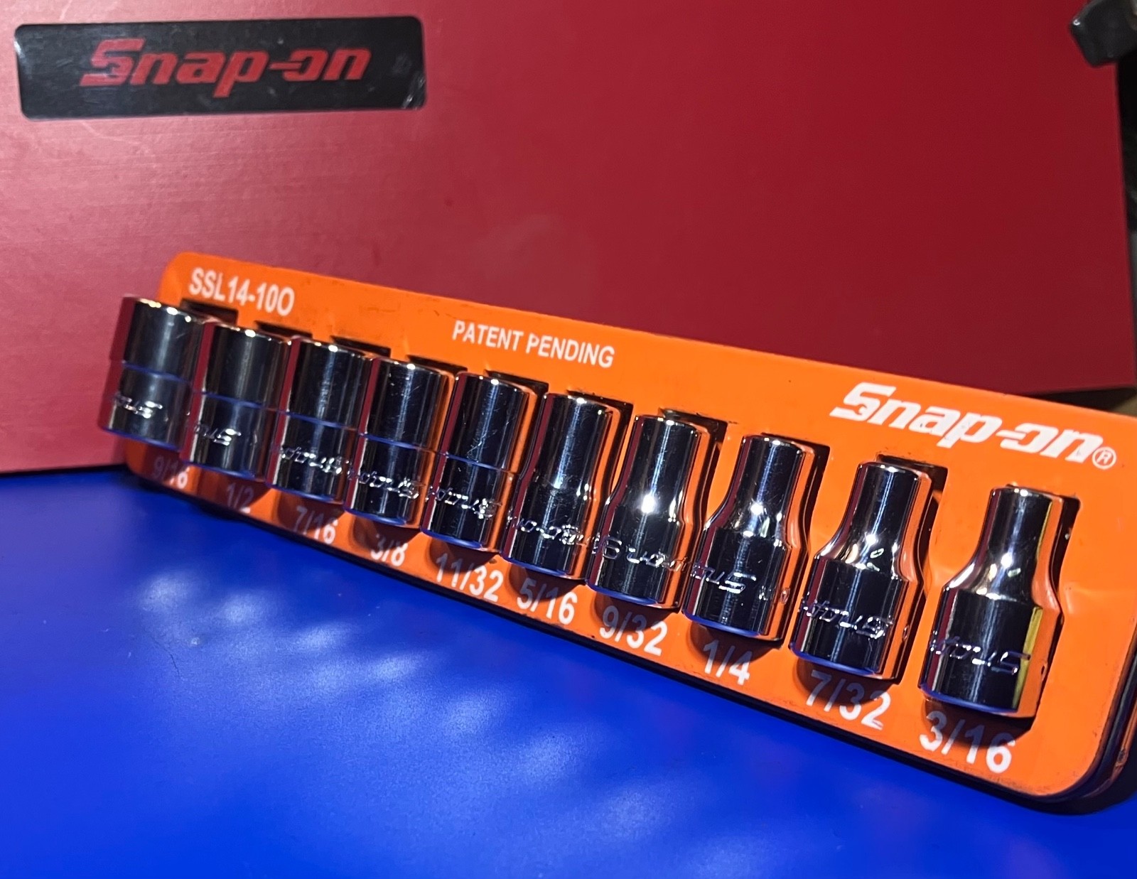 Snap On 1/4″ Drive 12-POINT SAE Shallow Socket Set W/Collectable All Metal Tray
