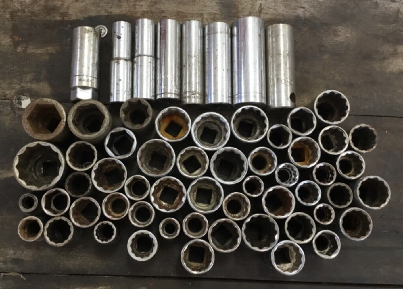 220 Craftsman Sockets & 70 Husky Various Total 290 1/4″ 3/8″ 1/2″ Mixed Drives