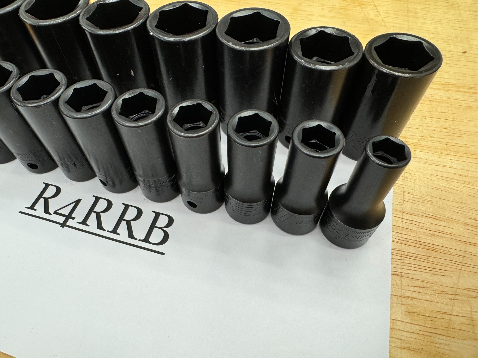 Snap-on Tools USA NEW 18pc 1/2″ Drive Metric 10-27mm SEMI DEEP Impact Socket Set