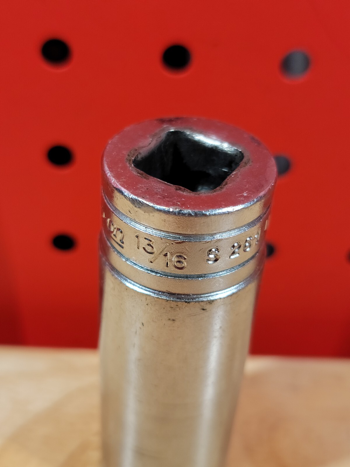 Snap-on Tools S261 13/16″ SAE 1/2″ Drive Deep 12-Point Socket USA