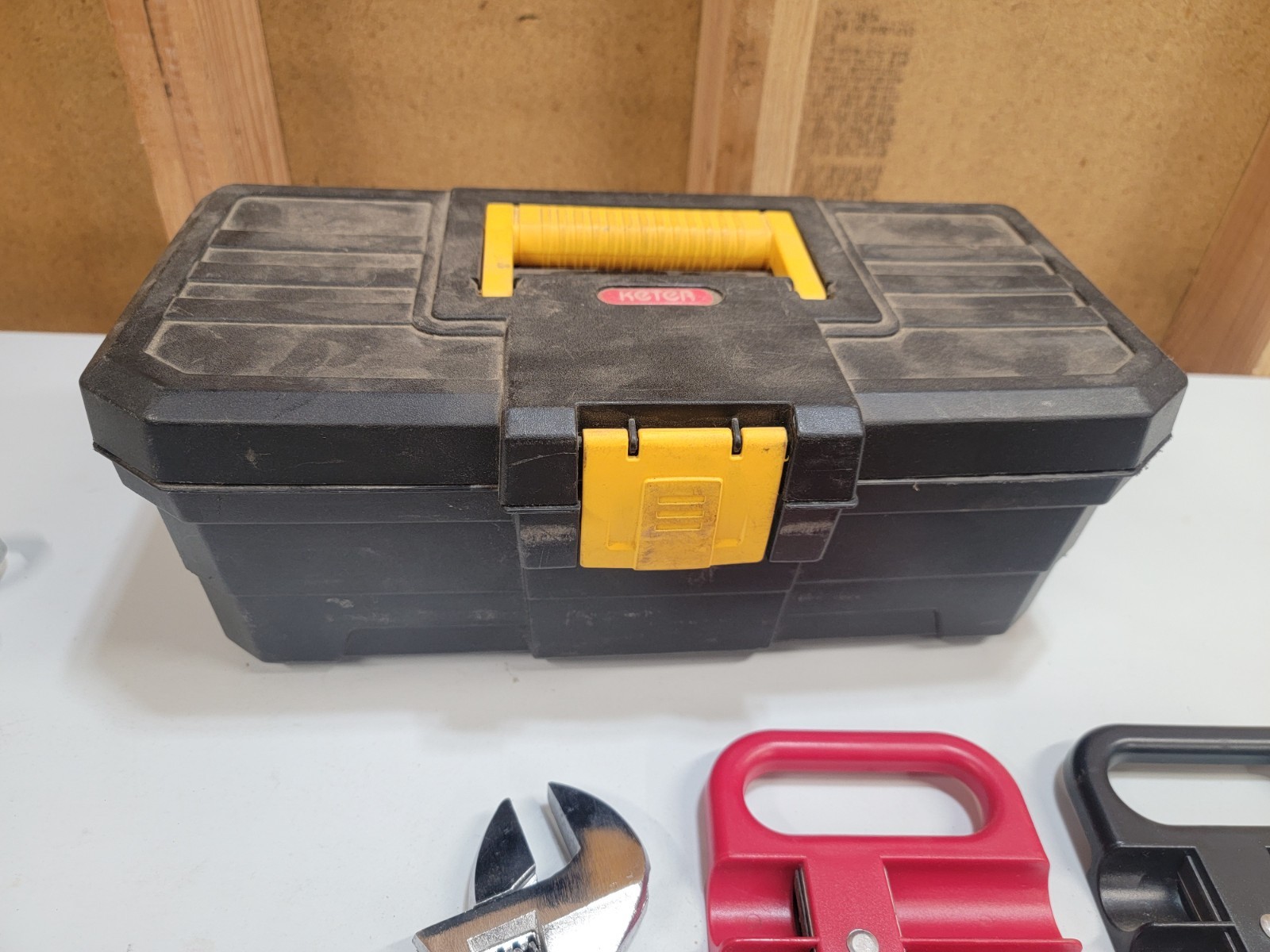 Misc lot of tools and tool box, wrenches, tibet tool, socket holders