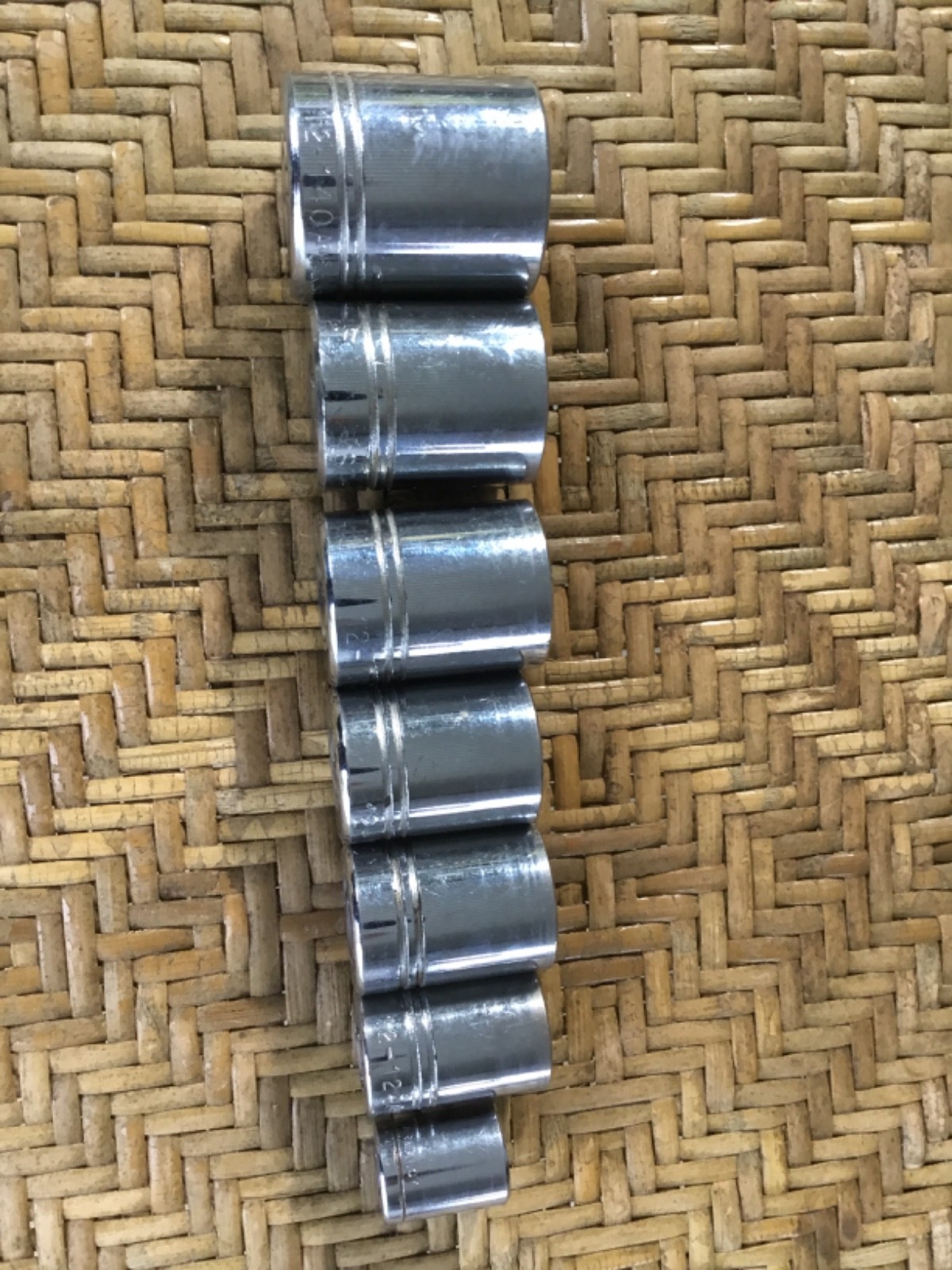 VTG Armstrong USA 1/2″ Dr. SAE Shallow 12pt Socket Set 3/4- 1-1/4″, 3/8″ Dr 5/8″