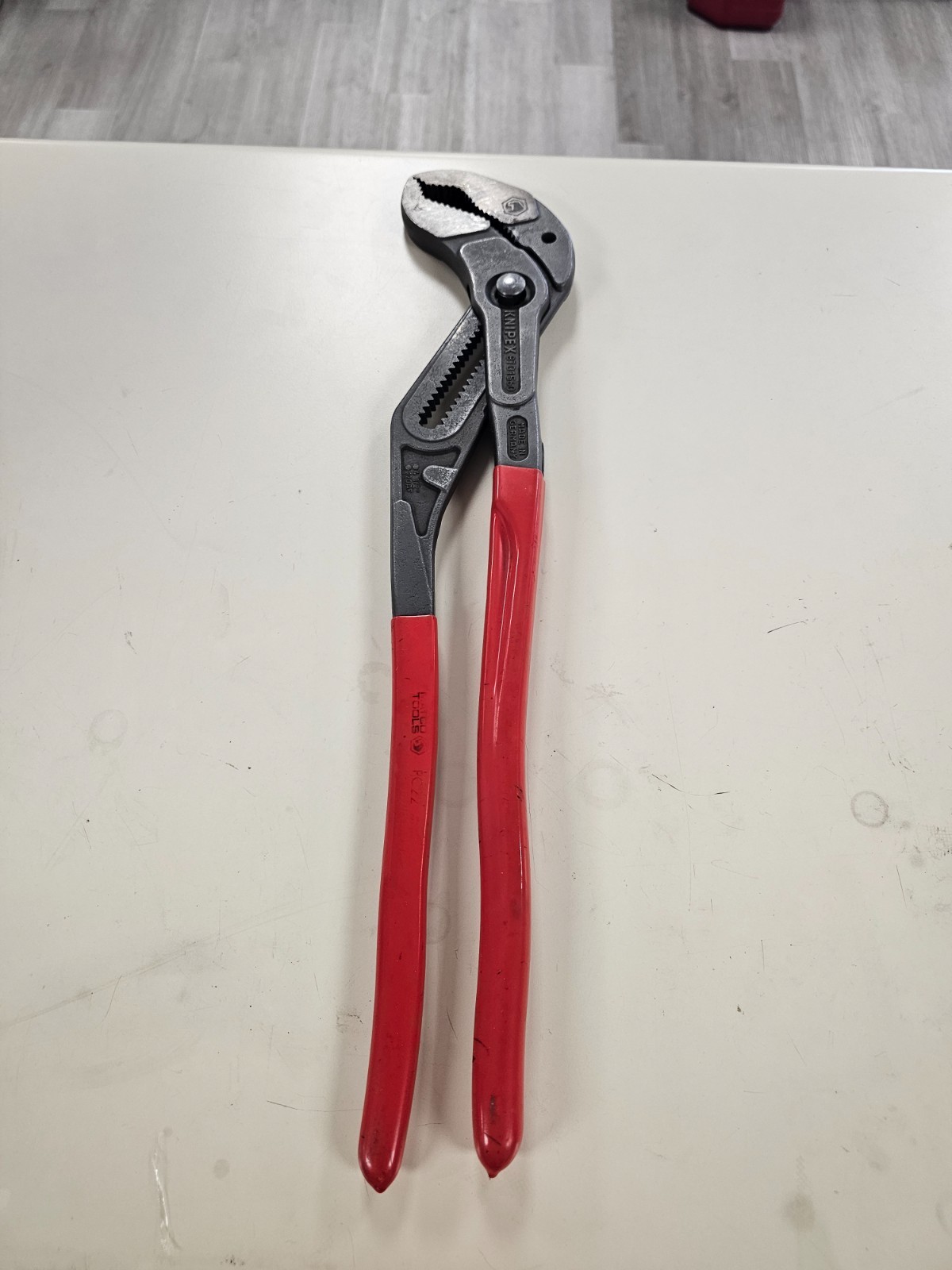 Matco Knipex 8701560 Kobra Pliers 22″