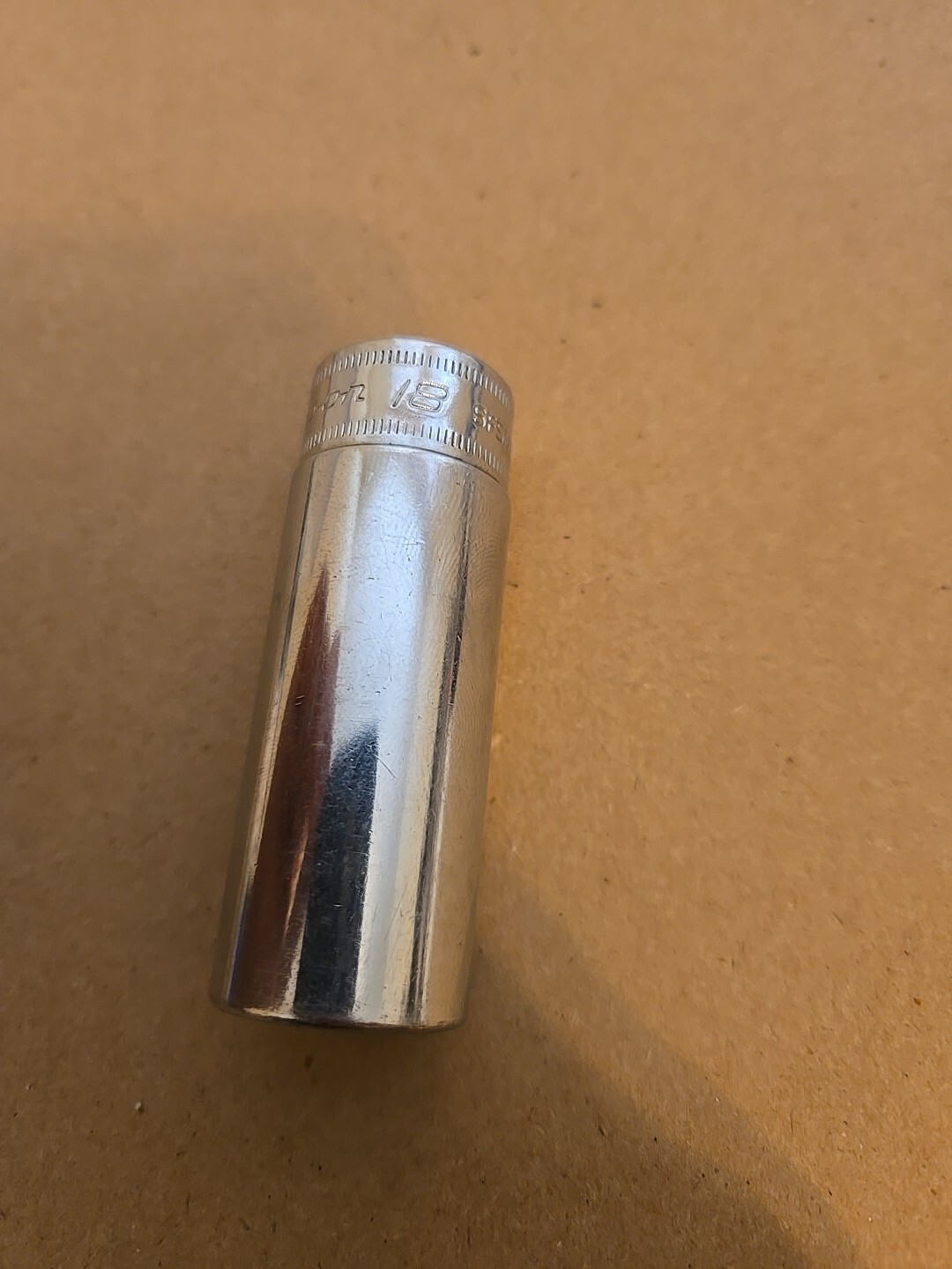 Snap On 3/8″ Drive 18MM 6PT Chrome Deep Socket SFSM18