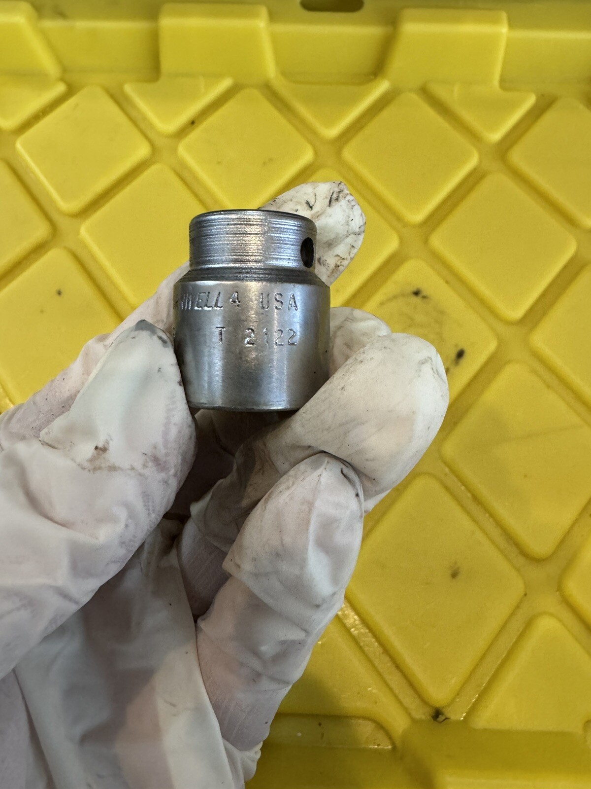 Cornwell T2122 11/16″ 12pt 3/8″ Drive Socket