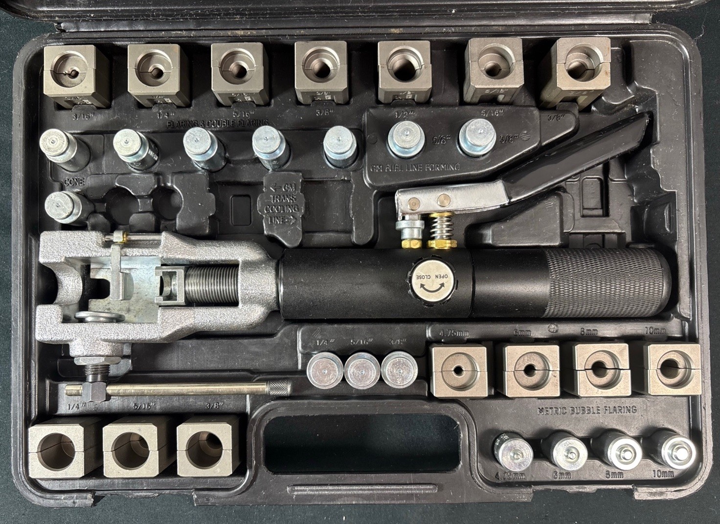 MAC Tools Universal Hydraulic Flaring Tool Kit (AC72475)