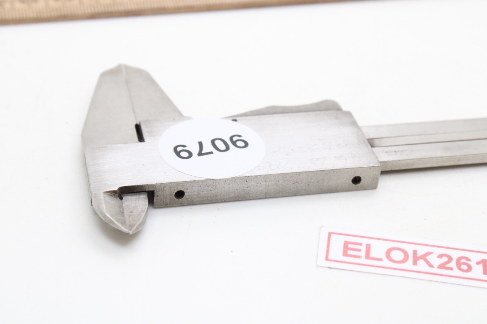 Mitutoyo Caliper 9″ Measures to 7″ Stainless Steel No Case