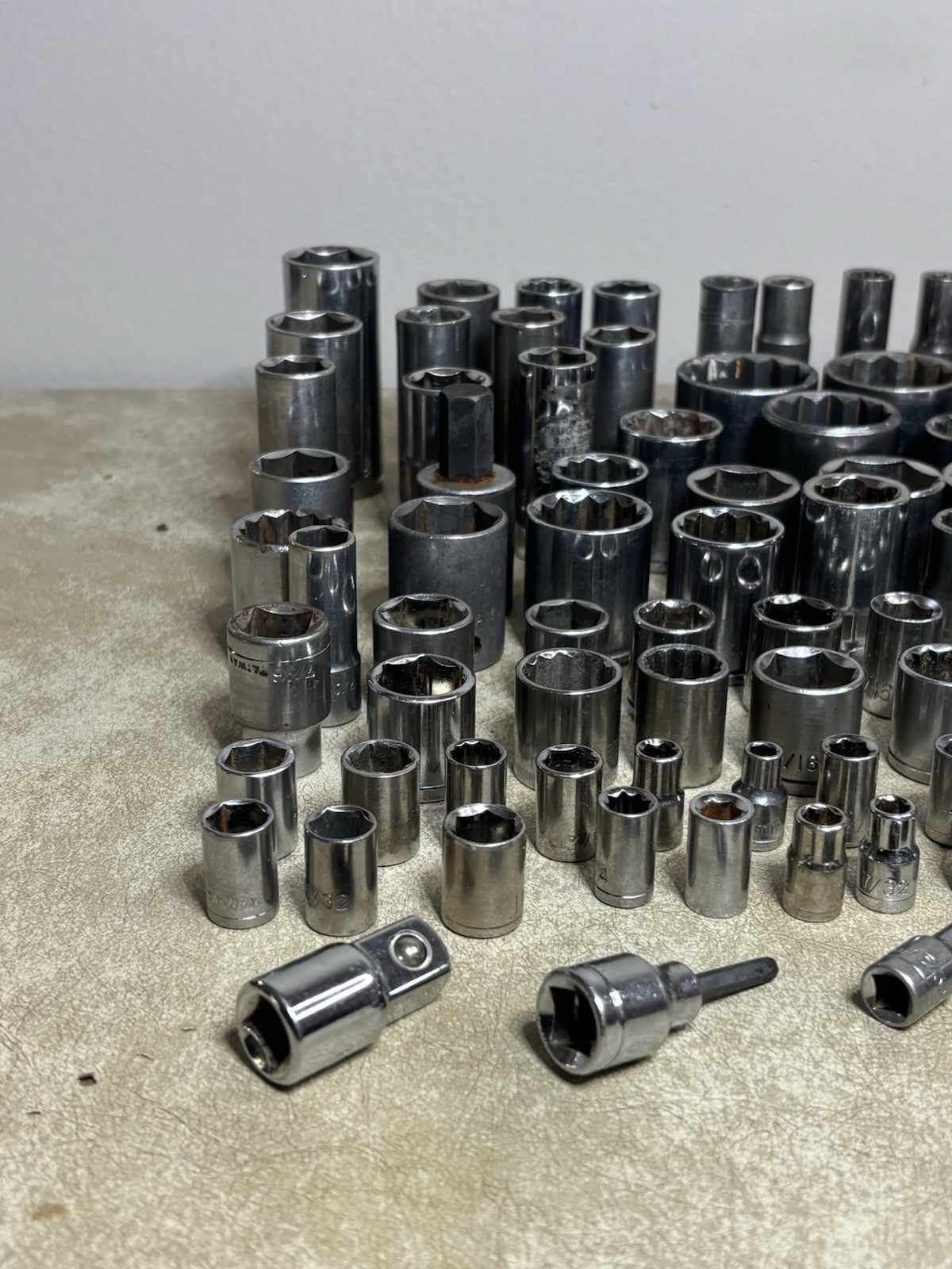 111 Lot Used Sockets Different SAE & Metric &condition 15lbs