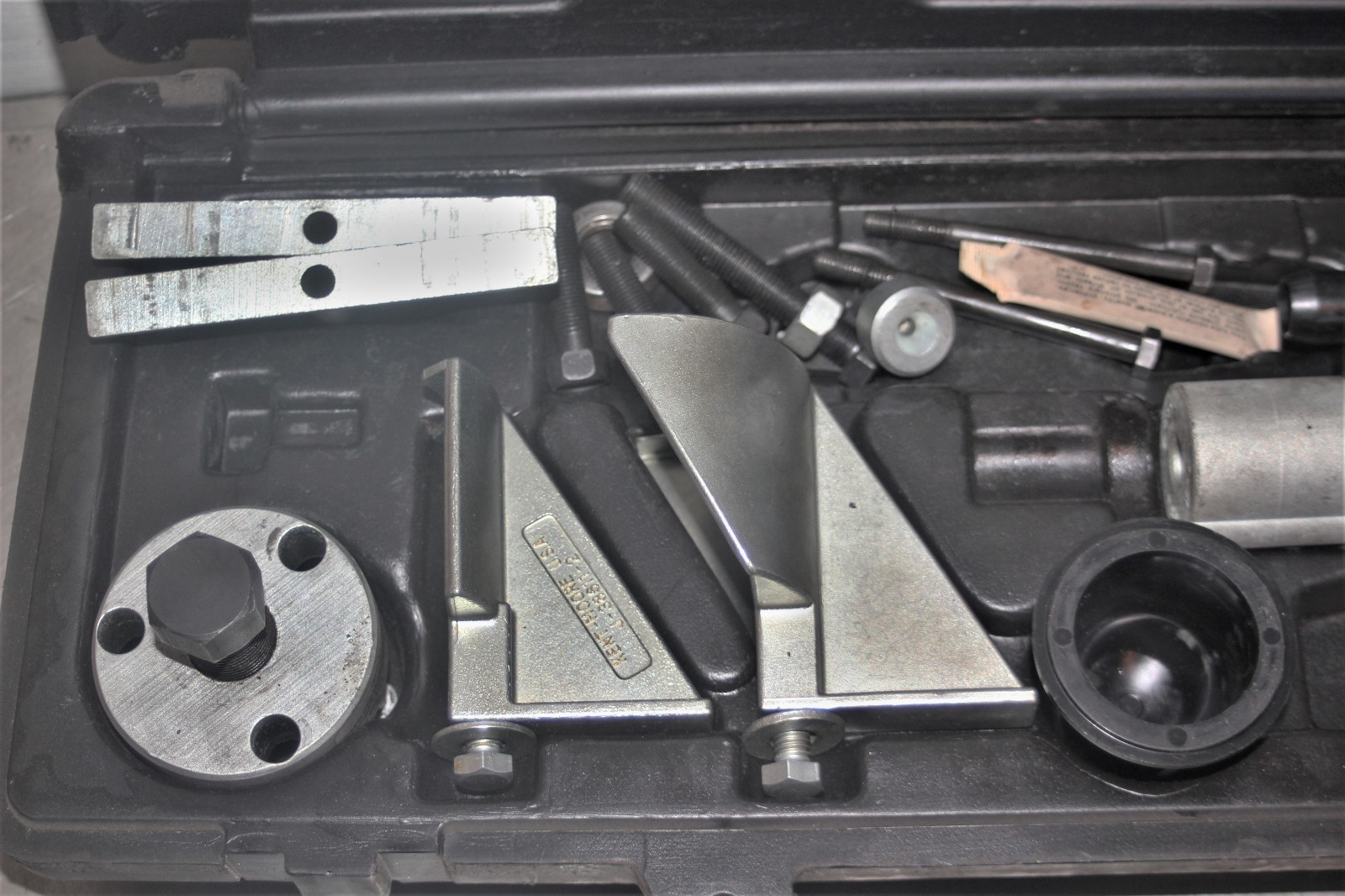 Kent Moore 3.4 Liter V6 Dual Overhead Cam Engine Special Service Tool Set