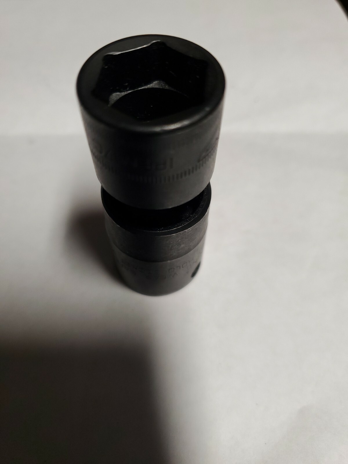 Snap-on Tools USA NEW 3/8″ Drive 17mm Metric 6PT Impact Swivel Socket IPFM17C.