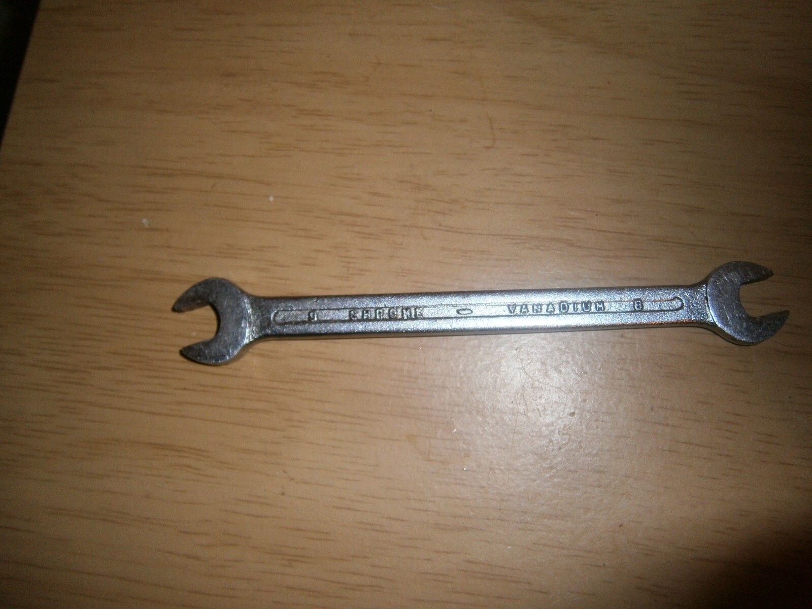 Vintage silver tone spanner. 8mm & 9mm ends (E6b)