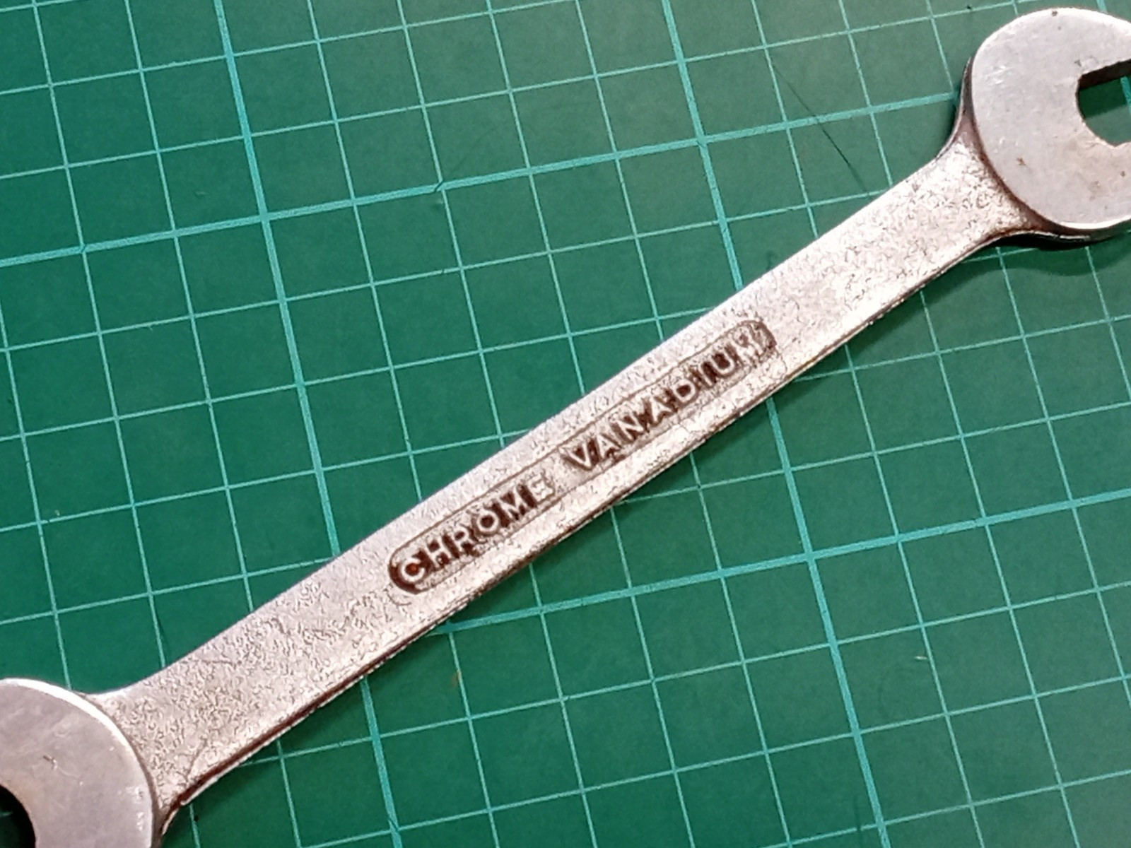 Vintage EAGLE, 9mm x 11mm, Chrome Vanadium Open Ended Spanner, Sheffield England