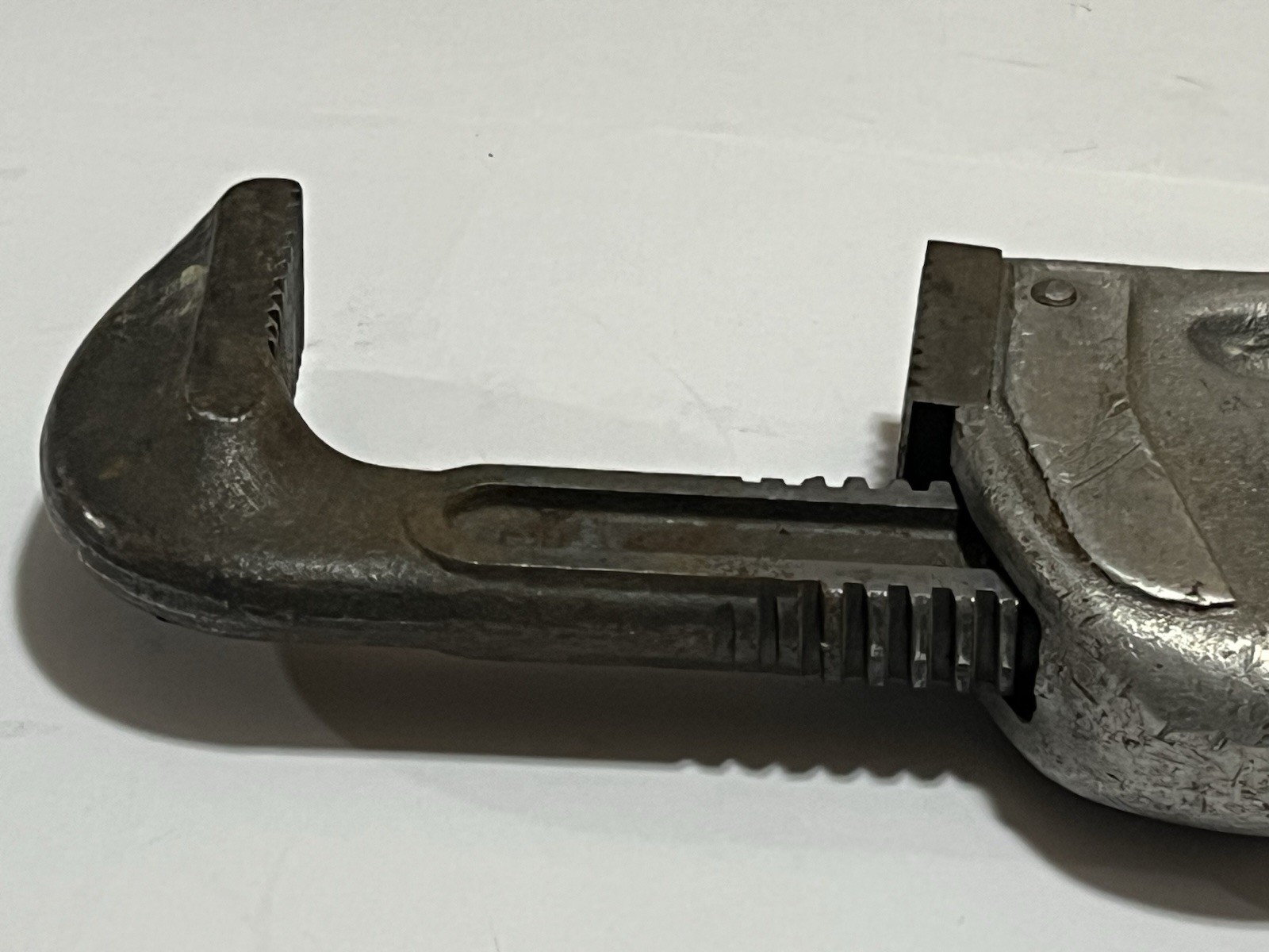 RIDGID 818 Ridge Tool Co 18″ Aluminum Heavy Duty Straight Pipe Wrench 31100 USA