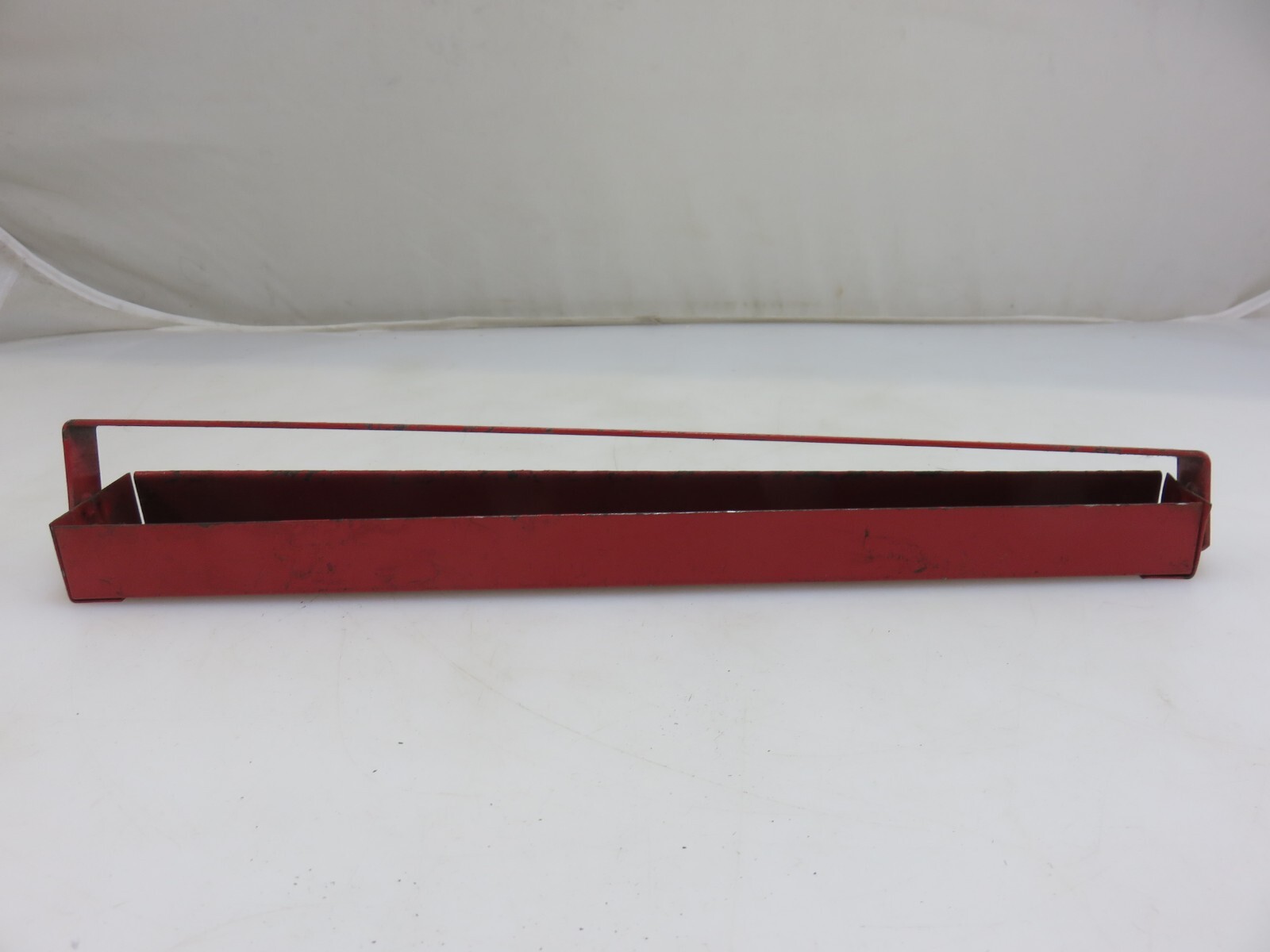 Mac XT-18 Hang-On Socket Caddy Tray Holder RED For 3/8″ Dr. Short Socket Set