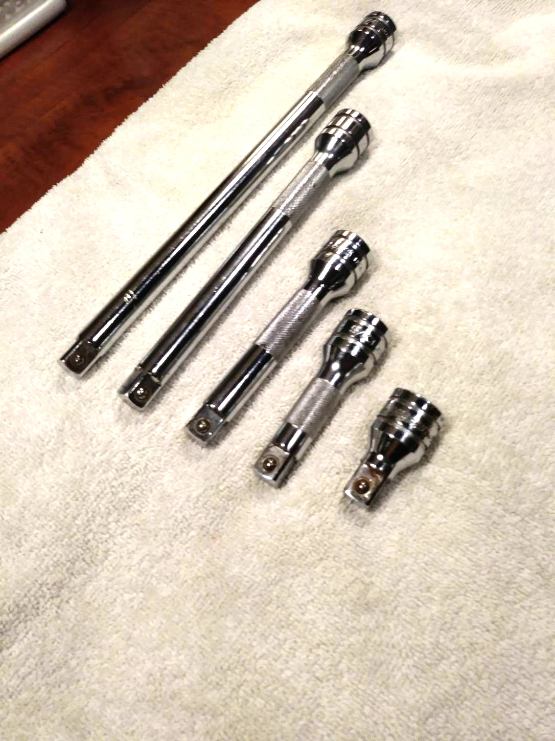 SNAP-ON 1/2 INCH KNURLED EXTENSIONS 5 PC. SET 11,8,5,3,AND 2 INCHES IN LENGTH