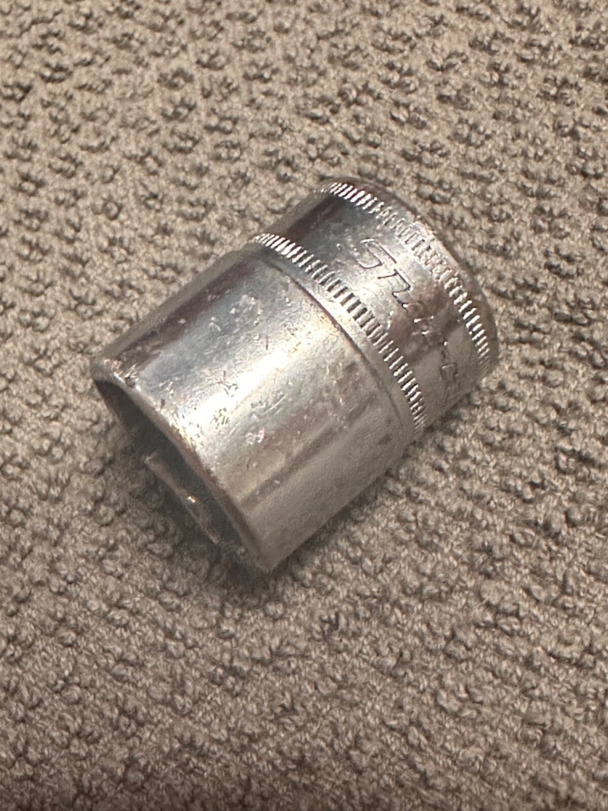 Snap-on Tools Year 1988 Chrome 6 Point 19mm Socket 3/8” Drive FSM191